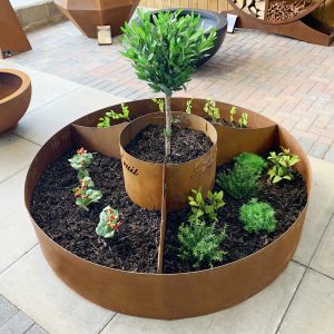Circle of Life Corten Vegetable Planter - Image 4