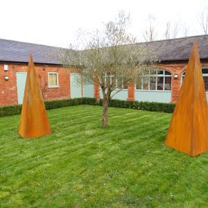 outdoor-sculptures-for-garden
