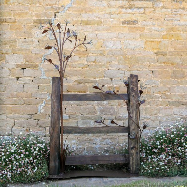 Farndon Nail Fence